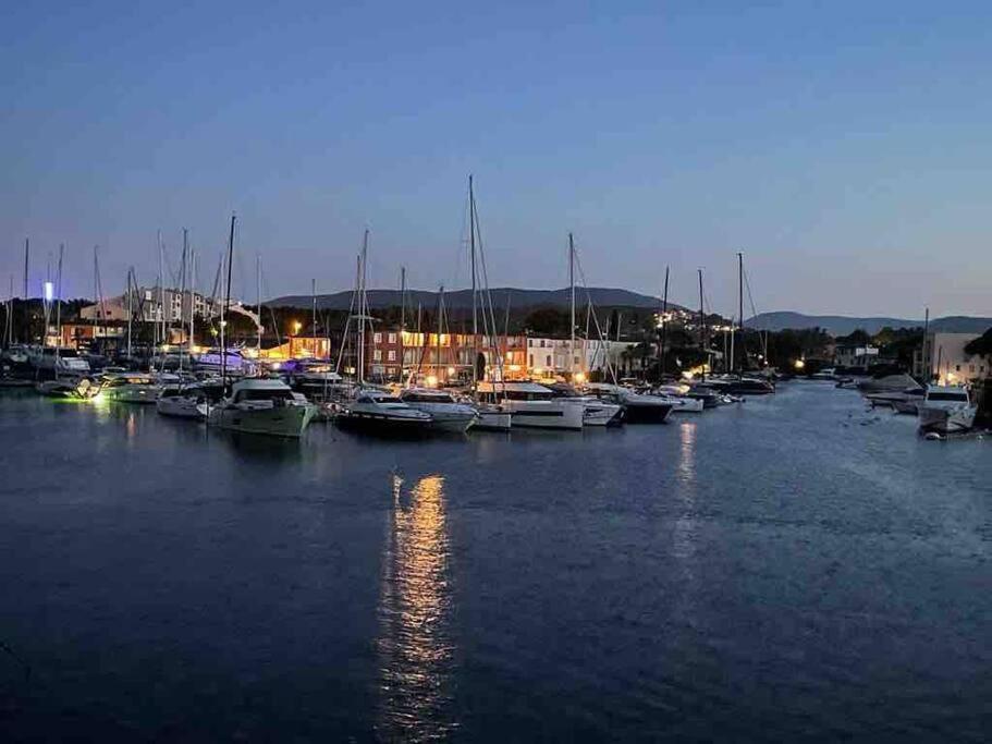 Le Petit Mouillage, A 100 M De La Grimaud