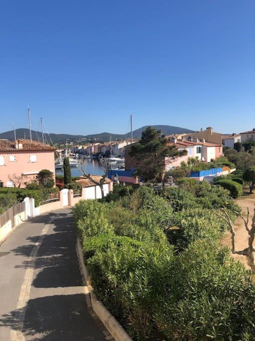 Le Petit Mouillage, A 100 M De La * Grimaud